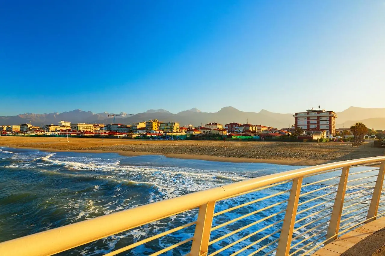 Residence Caravel 16 Lido di Camaiore