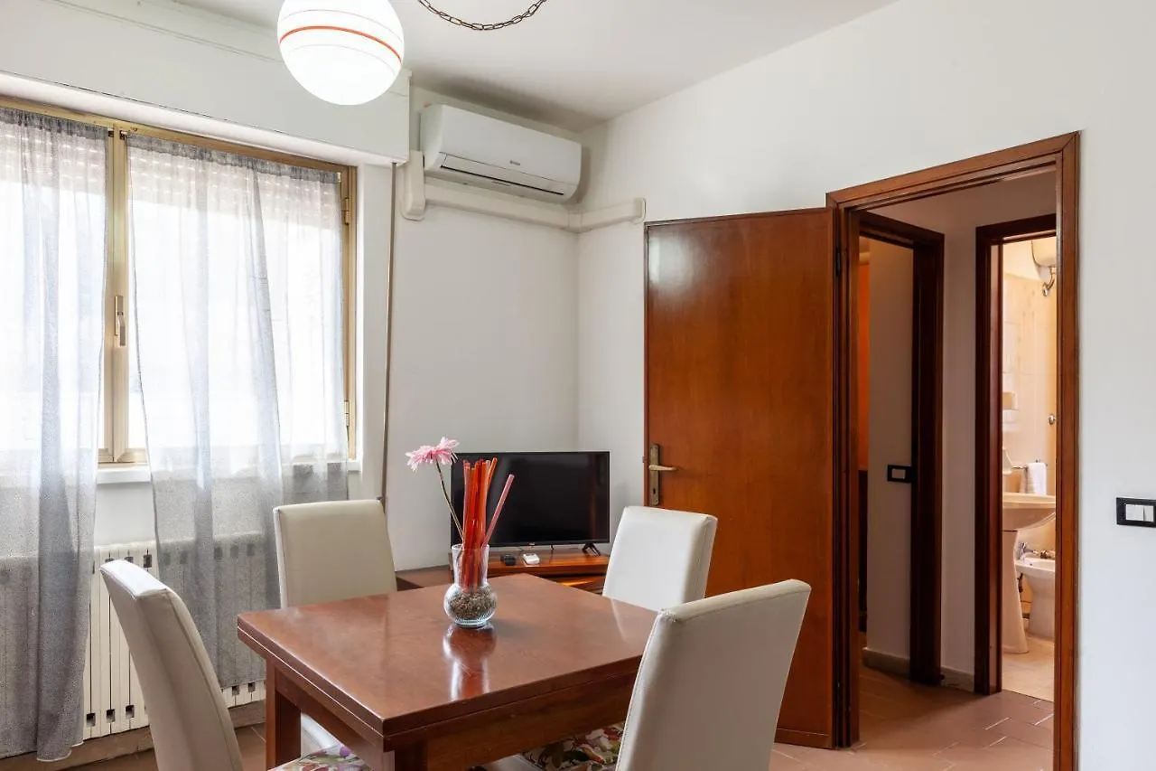 Holiday home Residence Caravel 16 Lido di Camaiore